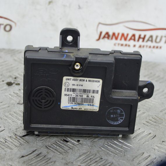 Блок комфорту Kia Sorento 2002-2009 Блок управління комфорту Кіа Соренто 954113E780