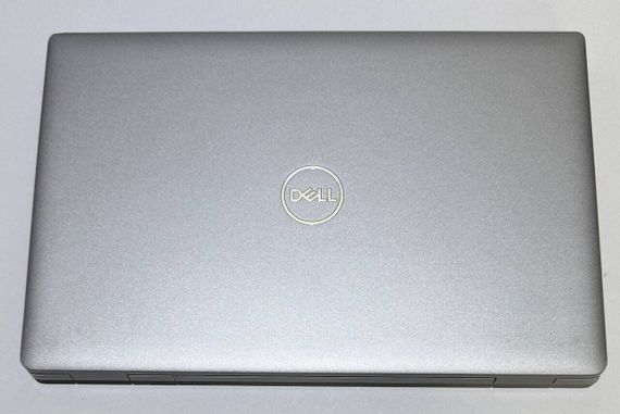 Ультрабук Dell Latitude 5520 / 15.6" (1920x1080) IPS / Intel Core i7-1185G7 (4 (8) ядра по 4.8 GHz) / 16 GB DDR4 / 256 GB SSD / Intel Iris Xe Graphics / WebCam б/в | Зображення 1