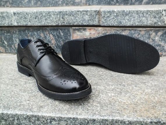 Туфлі броги з оригінальним дизайном 42 розмір | Зображення 3