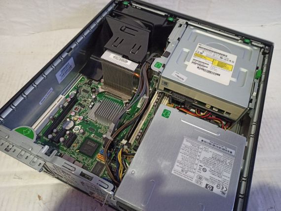 ПК HP Compaq 6000 Pro SFF / Intel Core 2 Quad Q8400 (4 ядра по 2.66 GHz) / 4 GB DDR3 / 160 GB HDD / Intel GMA Graphics 4500 / DVD-RW б/в | Зображення 4
