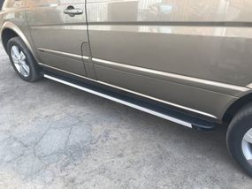 Боковые пороги Maya V1 (2 шт., алюминий) Длинная база для Mercedes Viano 2004-2015 гг