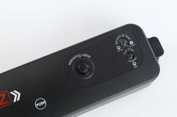 Побутовий вакууматор Vacuum Sealer ZKFK-001 Вакуумний пакувальник продуктів | Зображення 1