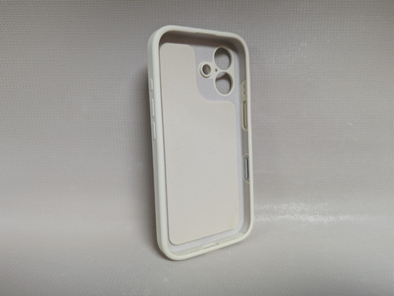 Чохол для iPhone 16 / Айфон 16, Soft Touch, протиударний, MagSafe, преміум силікон, молочний | Зображення 1