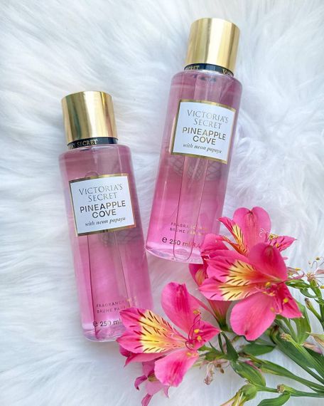 ПАРФУМОВАНИЙ СПРЕЙ ДЛЯ ТІЛА VICTORIAS SECRET PINEAPPLE COVE WITH NEON PAPAYA 250 МЛ