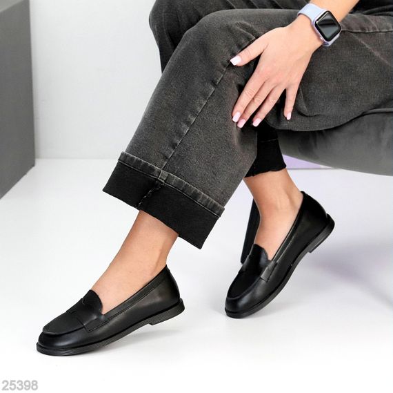 Зручні чорні туфлі лофери натуральна шкіра в асортименті
