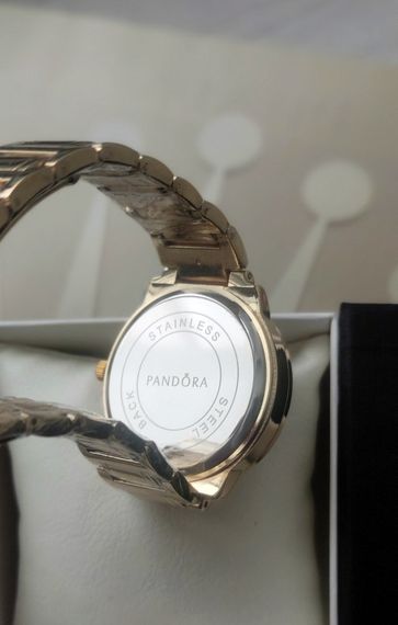 Женские наручные часы Pandora gold в коробке | Зображення 2