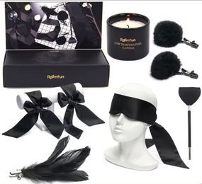 БДСМ набір "Set love", колір чорний, пов'язка на очі, наручники, щіточка, стек, свічка, затискачі для сосків sexstyle