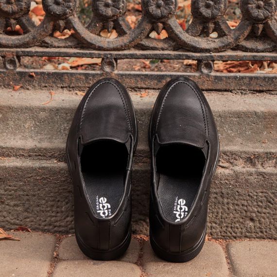 Зручні чорні туфлі лофери без каблука 40 розмір | Зображення 4