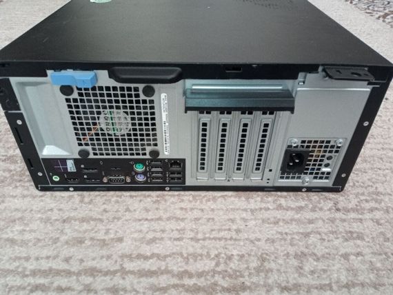 ПК Б-клас Dell OptiPlex 5040 Tower / Intel Pentium G4400 (2 ядра по 3.3 GHz) / 4 GB DDR3 / 500 GB HDD / Intel HD Graphics 510 / DVD-ROM б/в | Зображення 2