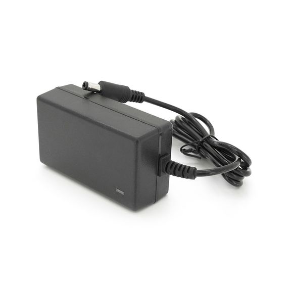 Зарядка для АКБ Li-ion 25.2V,6S,1.5A,шт. 5.5x2.5,индикация | Зображення 1