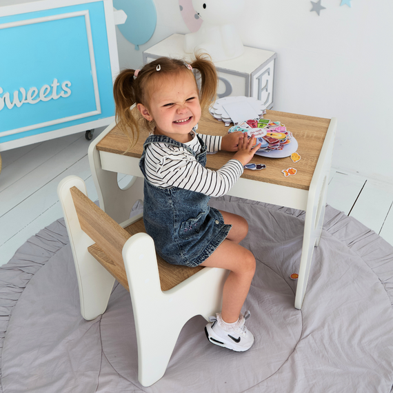 Зручний столик в дитячу кімнату 70×45×51, дитячий гральний стіл з шухлядкою, білий з деревом | Зображення 5