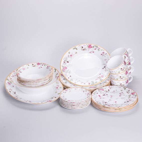 Столовий сервіз з порцеляни Strawberry на 6 осіб 32 предмети HP-HK-8