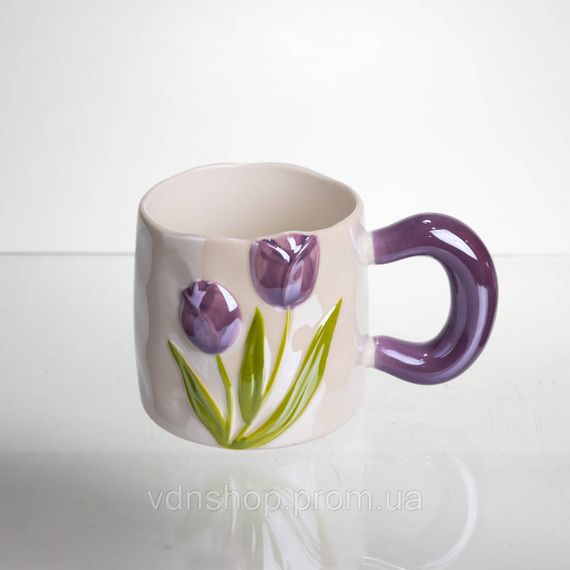 Новорічна порцелянова чашка для чаю та кави "Ніжний Тюльпан" з 3D-декором 400 мл, святкова кружка чашка на подарунок Фіолетовий | Зображення 1