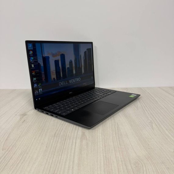Ультрабук Б-класс Dell Vostro 5590 / 15.6" (1920x1080) IPS / Intel Core i5-10210U (4 (8) ядра по 1.6 - 4.2 GHz) / 8 GB DDR4 / 256 GB SSD / nVidia GeForce MX250, 2 GB GDDR5, 64-bit / WebCam б/у | Зображення 3