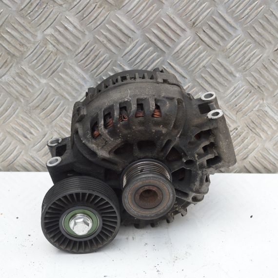 Генератор 180A 14V BMW E90 E91 E92 E93 2005-2013 Генератор БМВ е90 е91 е92 е93 7521178