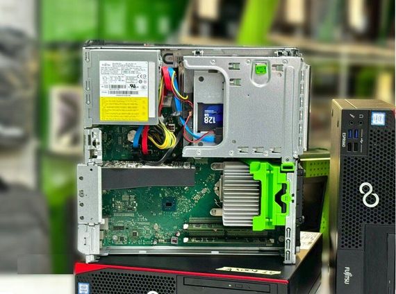 ПК Fujitsu Esprimo D556 2 E85+ SFF / Intel Core i5-6400 (4 ядра по 2.7 - 3.3 GHz) / 8 GB DDR4 / 120 GB SSD + 500 GB HDD / nVidia GeForce GTX 745, 2 GB GDDR3, 128-bit / DVD-ROM / Win 10 б/в | Зображення 2