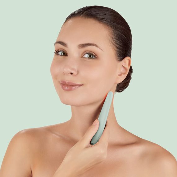 Пристрій для зміцнення і тонізації шкіри обличчя GESKE Skin Firming Wand 7в1 starlight, Зелений | Зображення 3