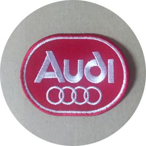 Нашивка на одежду (термо) Audi Ауді 83*64 мм Червоний