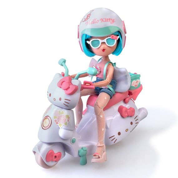 Детская кукла "Красавица пинк на скутере" 4SF Manga Dolls HKTF3000 серии "Hello Kitty" | Зображення 1