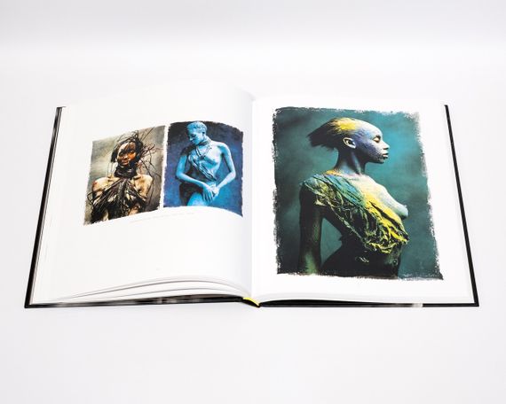 Книга - фотоальбом эротической фотографии лучших фотографов мира Graphis Nudes V.1 | Зображення 7