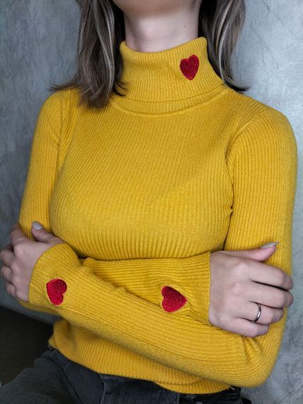 Женская водолазка-гольф в рубчик с сердечками KV920, размер 42/48, цвет желтый