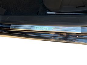 Накладки на пороги OmsaLine тип 1 (4 шт, нерж) для Volkswagen Passat СС 2008-2024 гг