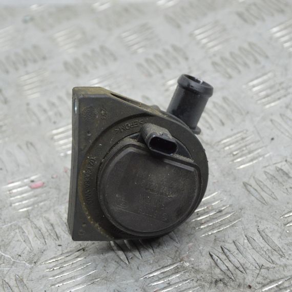 Помпа водяна 1.2 TSI Volkswagen Golf VII Passat B8 Водяний насос Фольксваген Гольф 7 Пассат б8 5C0965567A | Зображення 2