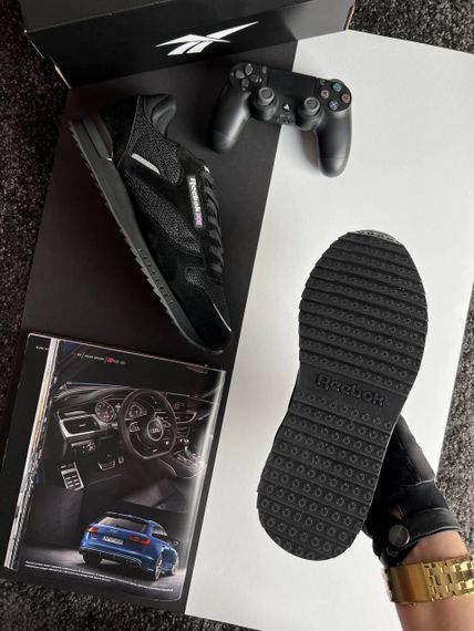 Чоловічі кросівки Re-ebok Classic New Black А3140 | Зображення 6