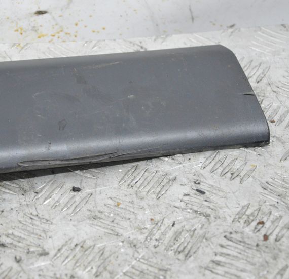 Молдинг передніх лівих дверей Citroen C3 Picasso 2009-2017 Передня ліва накладка дверей Сітроен ц3 Пікассо 9681743180 | Зображення 1