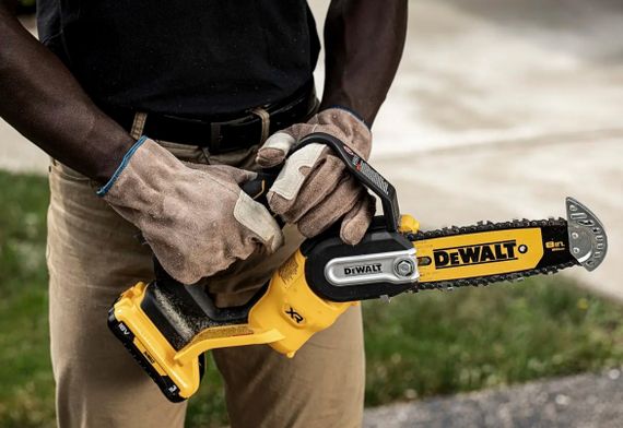 Акумуляторна міні-пилка DeWalt без АКБ та ЗП DCMPS520N | Зображення 7