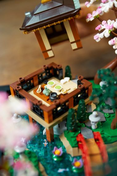 Конструктор LEGO Icons Тихий сад 10315 | Зображення 2