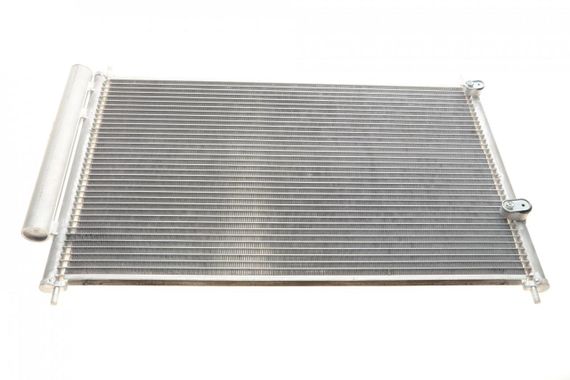 Радіатор кондиціонера Toyota Corolla Avensis 06-18 53005405