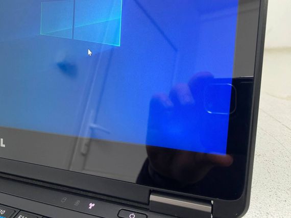 Ноутбук Б-класс Dell Latitude E7440 / 14" (1920x1080) TN Touch / Intel Core i5-4310U (2 (4) ядра по 2.0 - 3.0 GHz) / 8 GB DDR3 / 128 GB SSD / Intel HD Graphics 4400 / WebCam б/у | Зображення 3