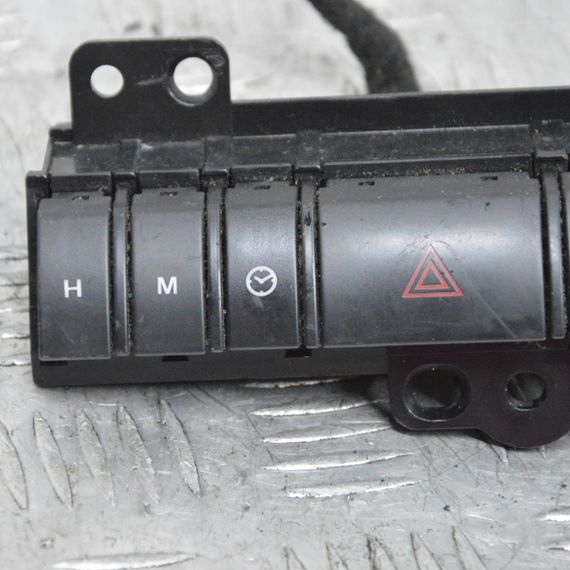 Блок кнопок Mazda 5 CR 2005-2010 Кнопка аварійки Мазда 5 75D569 75D5691 | Зображення 1
