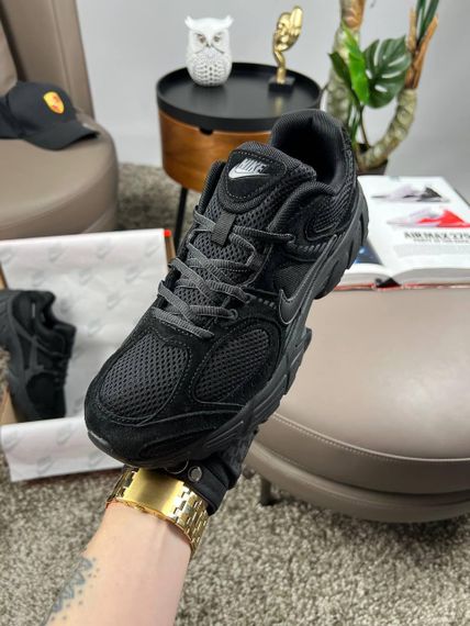 Чоловічі кросівки V5 RNR All Black , В'єтнам A4210 44 28.5 см | Зображення 1