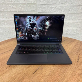 Ноутбук XPG Xenia 15 144Hz i7 9750H 16Gb SSD 512Gb RTX 2070 MaxQ Б/В