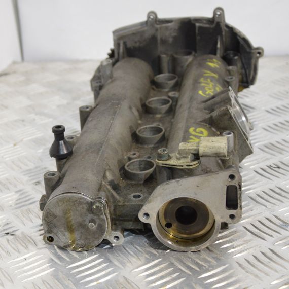 Кришка ГБЦ 1.6 FSI Volkswagen Golf V 2003-2010 Кришка головки блоку циліндрів Фольксваген Гольф 5 03C103475J | Зображення 2