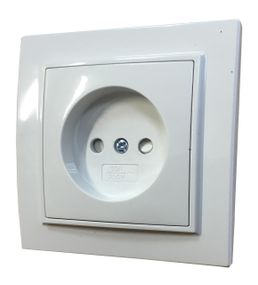 Розетка внутренней установки 1-а б/з с защитная шторка белая IP20 Malta Ny95000957