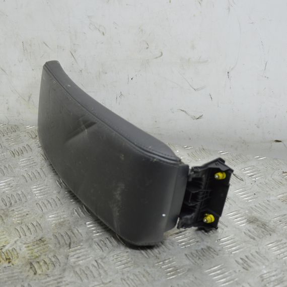 Підлокітник Renault Laguna II 2000-2007 Центральний підлокітник салону Рено Лагуна 2 R8116371 | Зображення 1