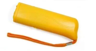 Ультразвуковой отпугиватель собак AD 100 с фонариком | Зображення 3