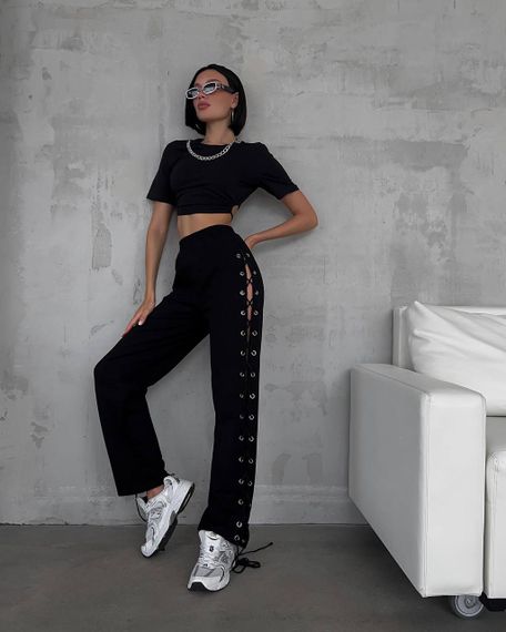 Женские спортивные штаны-палаццо со шнуровкой оверсайз SH261 цвет черный размер onesize 42/46