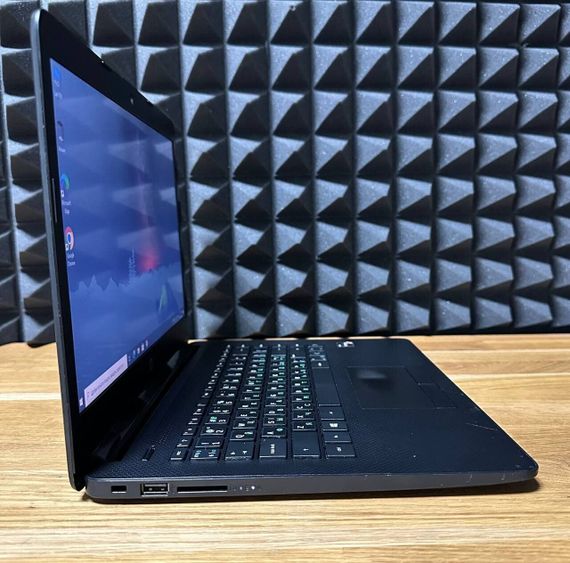 Ноутбук HP Laptop 14-ck2852no / 14" (1920x1080) IPS / AMD Ryzen 3 3200U (2 (4) ядра по 2.6 - 3.5 GHz) / 8 GB DDR4 / 128 GB SSD / AMD Radeon Vega 3 / WebCam б/в | Зображення 4