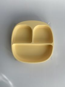 Силіконова секційна тарілка на присосці Квадрат Жовта