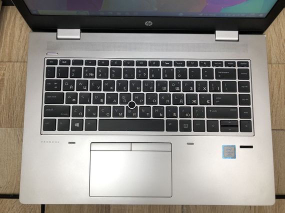 Ноутбук HP Probook 640 G4 / 14" (1366x768) TN / Intel Core i5-7300U (2 (4) ядра по 2.6 - 3.5 GHz) / 8 GB DDR4 / 250 GB SSD / Intel HD Graphics 620 / WebCam / Fingerprint / HDMI б/в | Зображення 3