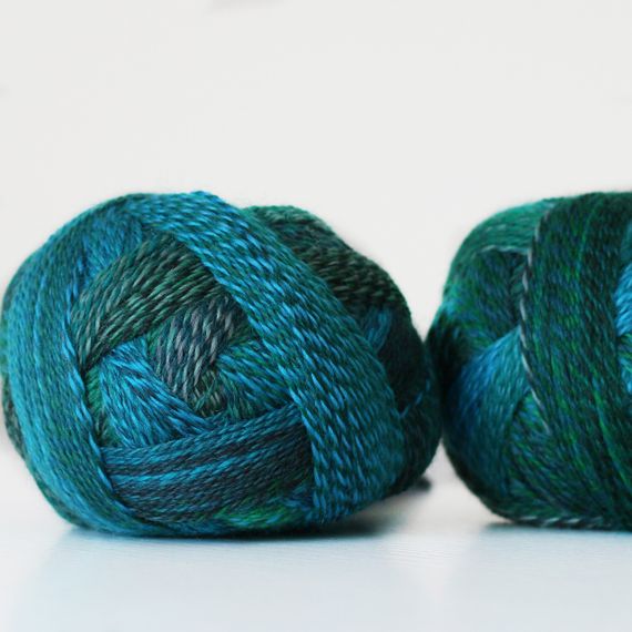 Шкарпеткова пряжа Schoppel Zauberball Crazy, 2542