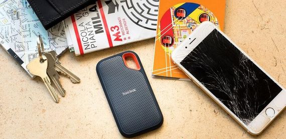 Портативный SSD SanDisk USB 3.2 Gen 2 Type-C E61 1TB R1050/W1000MB/s IP55 (SDSSDE61-1T00-G25) | Зображення 1