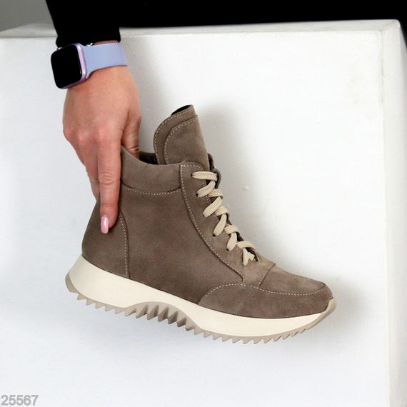 Шикарні спортивні замшеві черевики на флісі колір капучино | Зображення 5