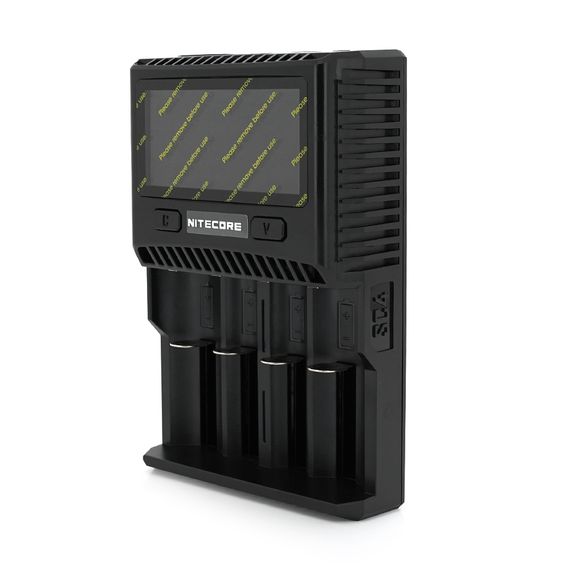 Зарядний пристрій універсальний Nitecore SC4, 4 канали, LCD дисплей, підтримує Li-ion, Ni-MH та Ni-Cd AA (R6), ААA (R03), AAAA, С (R14), 3A