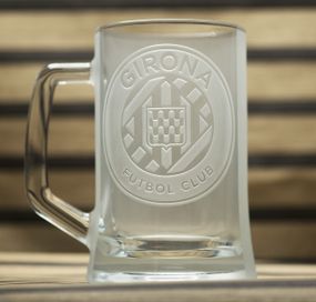 Подарунковий келих для пива 670 мл з гравіюванням лого футбольного клубу Жирона