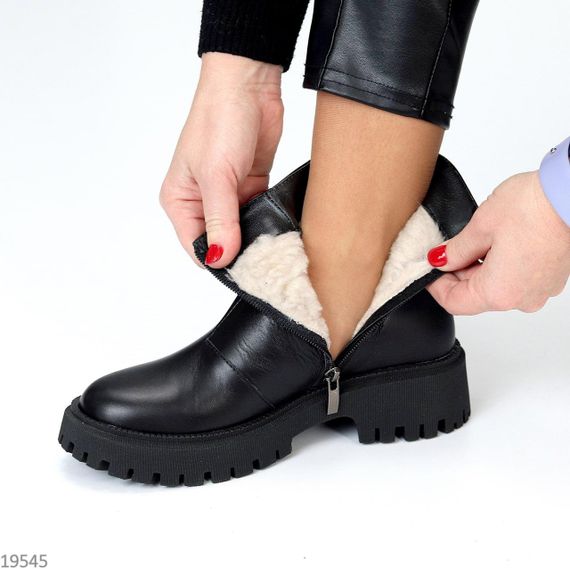 Комфортні чорні зимові черевики натуральна шкіра стильний мінімалізм | Зображення 6